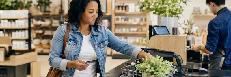 Person making a planned purchase that earns a cash-back reward